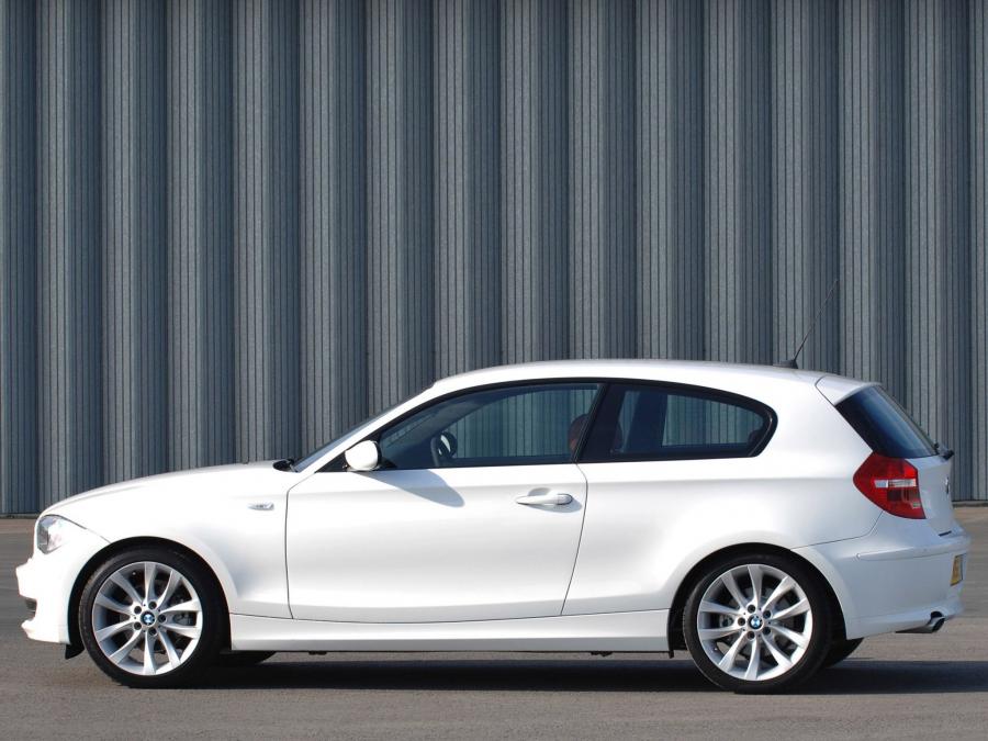  BMW 120d 3-Door 2008 года  (UK) (фото 8 из 9)